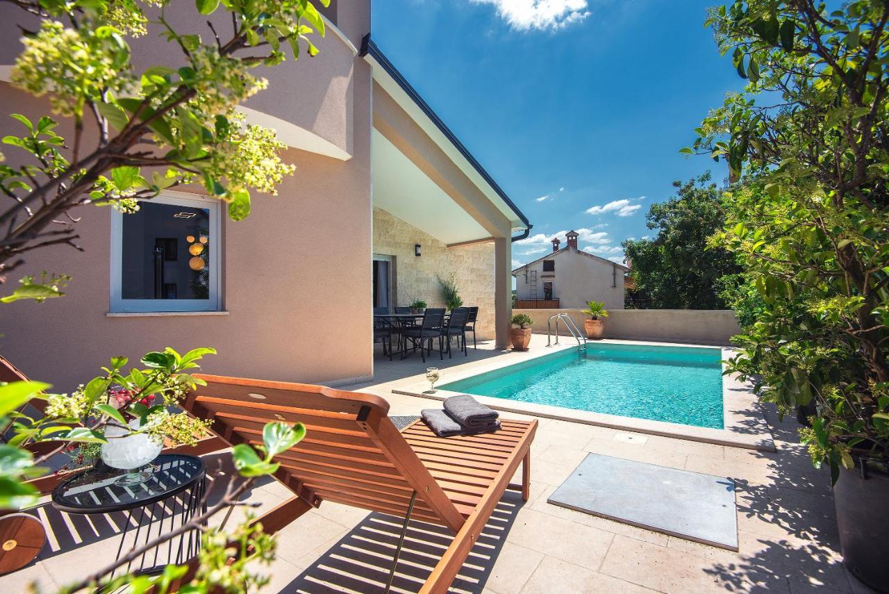 Villa Vanesa With Private Pool Near Rovinj - Open 2022