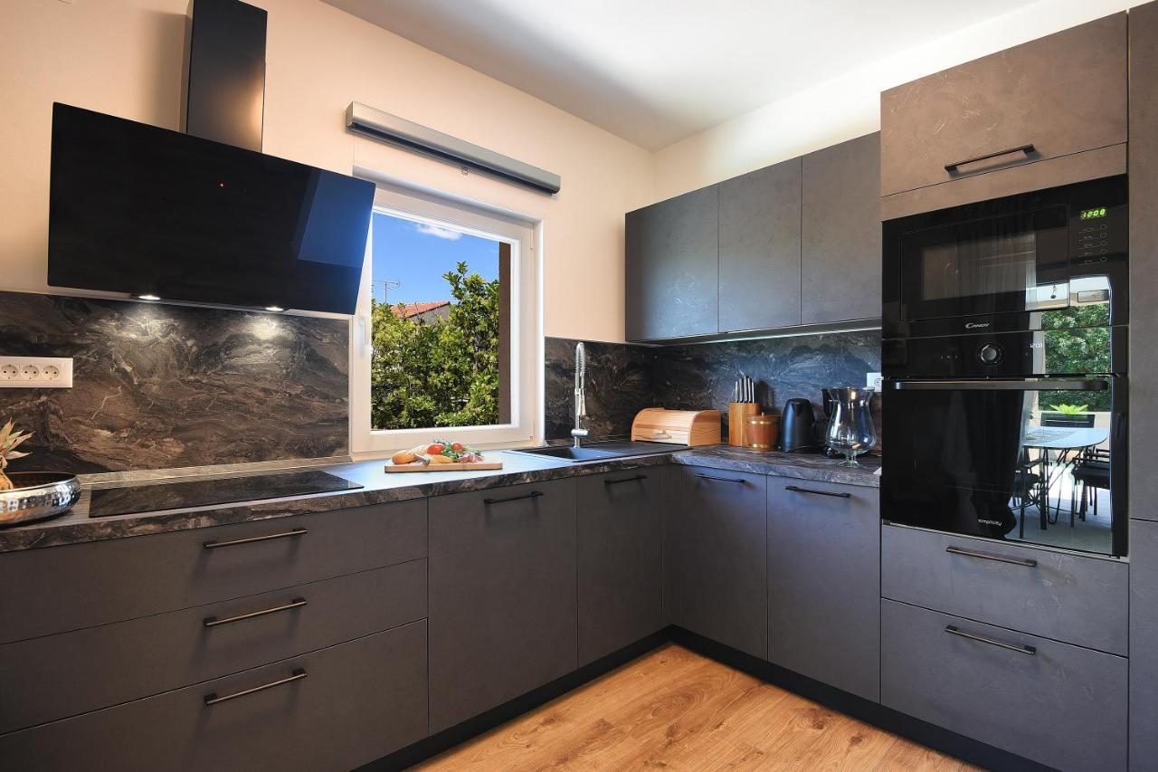 Vanesa With Private Pool Near Rovinj - Open 2022 *