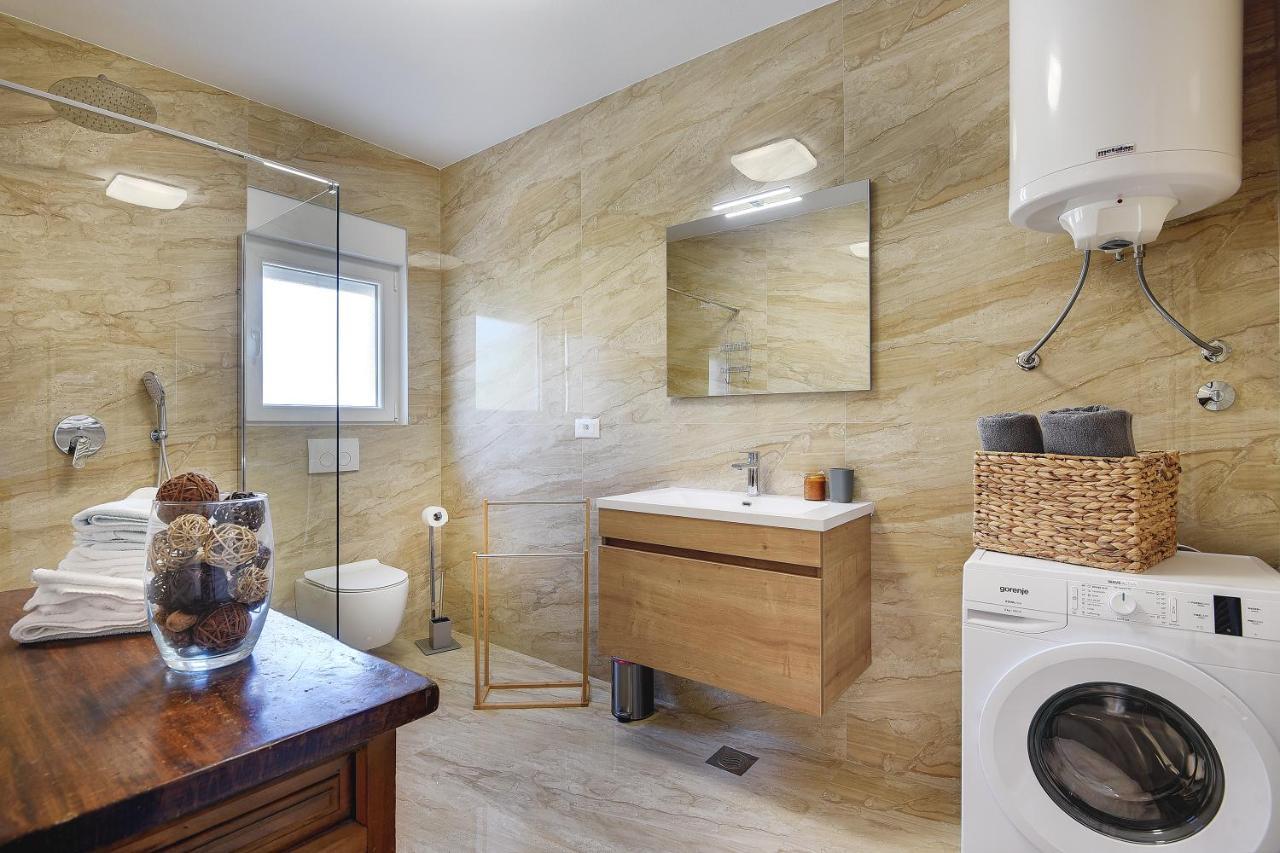 Vanesa With Private Pool Near Rovinj - Open 2022 Villa *