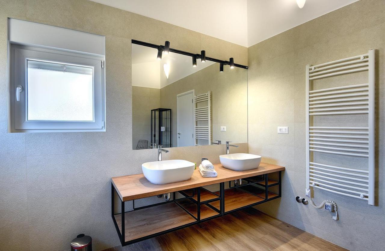 Villa Vanesa With Private Pool Near Rovinj - Open 2022